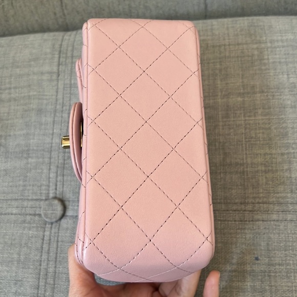 Chanel 22a Light Pink with Light Gold Hardware Square Mini Lambskin - Picture 8 of 17